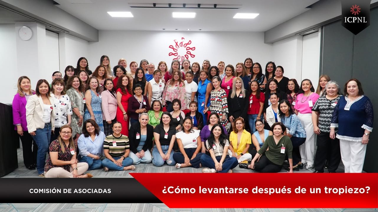 Conferencia “¿Cómo levantarse después de un tropiezo?”, impartido por la Lic. Norma Judith Saeb.