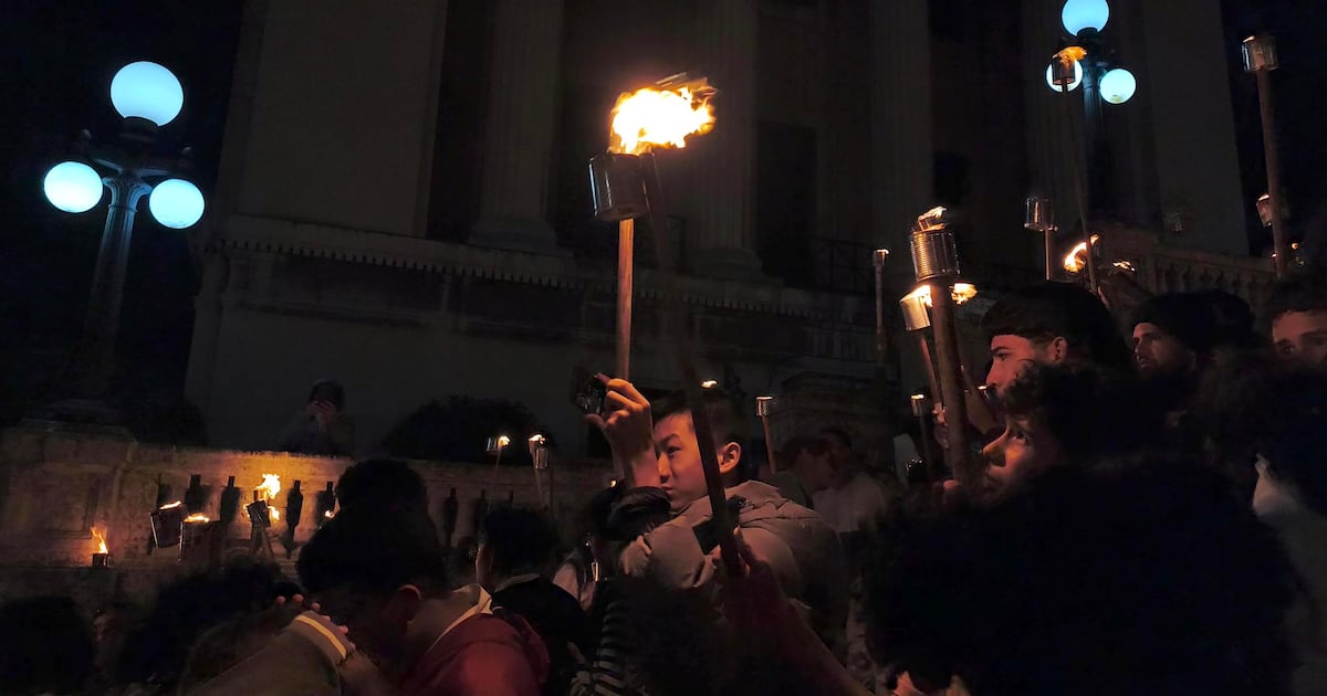 Embajadas y empresas en Cuba ‘hacen las maletas’: Temen intervención militar como en Venezuela