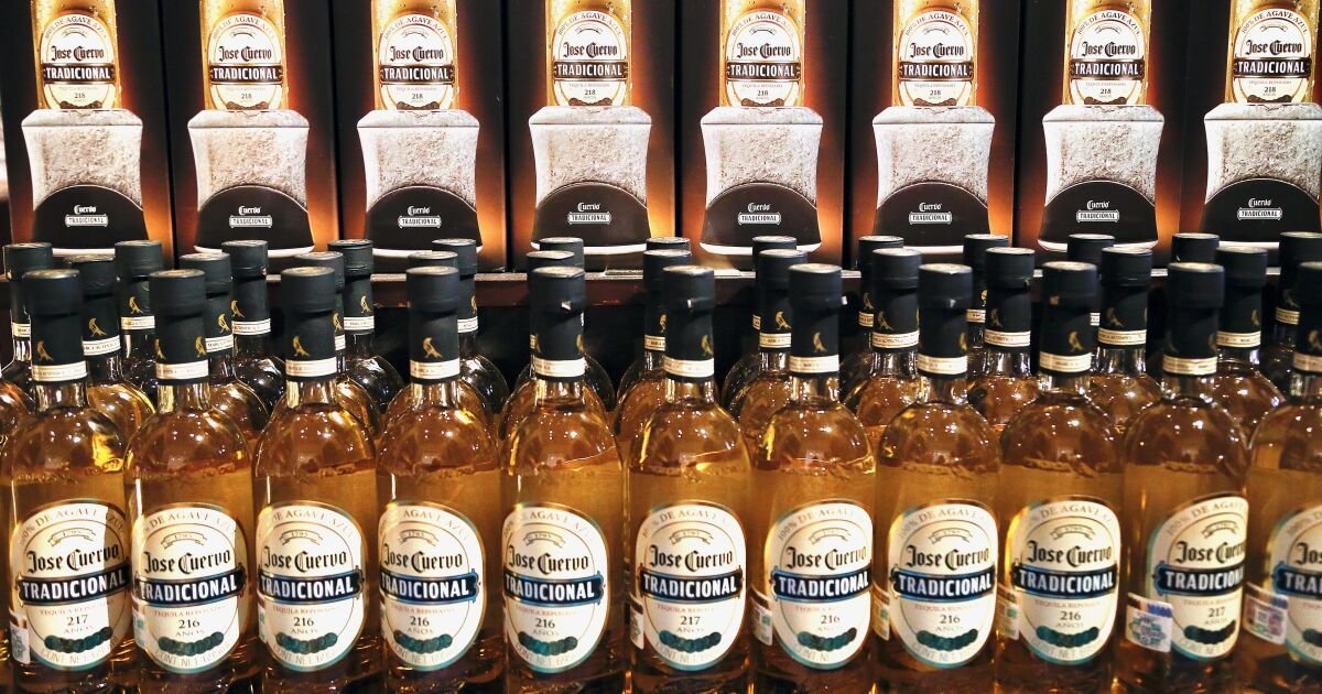 La resaca bursátil de Cuervo: la acción cae 56% en cinco años