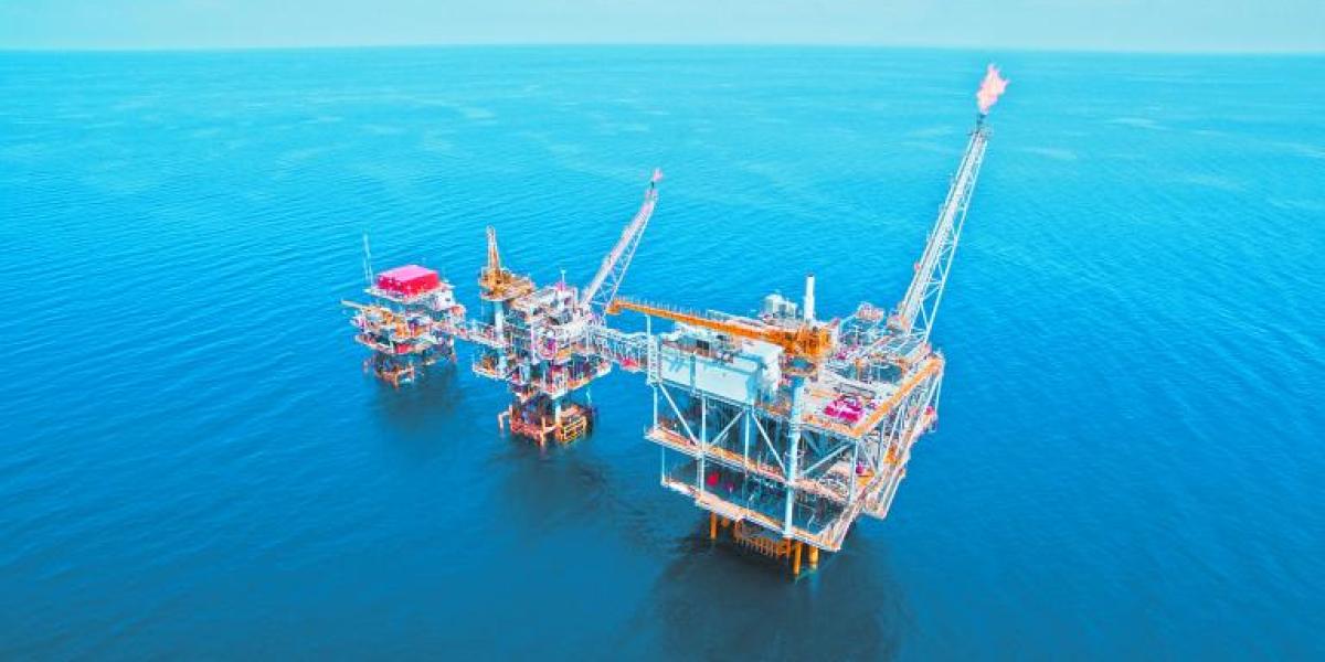 Precios del petróleo registran alzas por temores sobre el transporte frente a costas iraníes