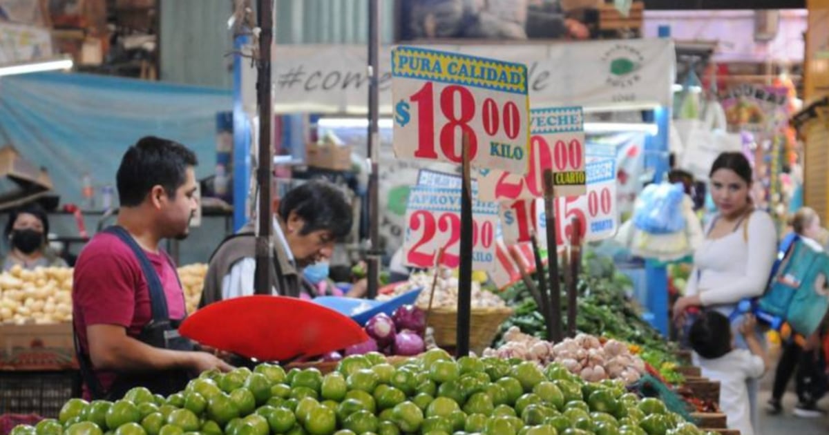 Inflación ‘escala’ y supera el rango objetivo de Banxico: Se acelera a 4.02% en febrero