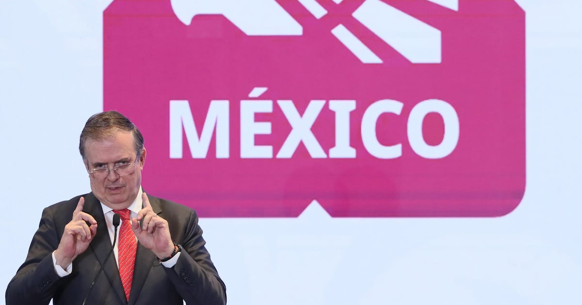 México defiende su derecho a aplicar aranceles a China: ‘El piso está muy disparejo’