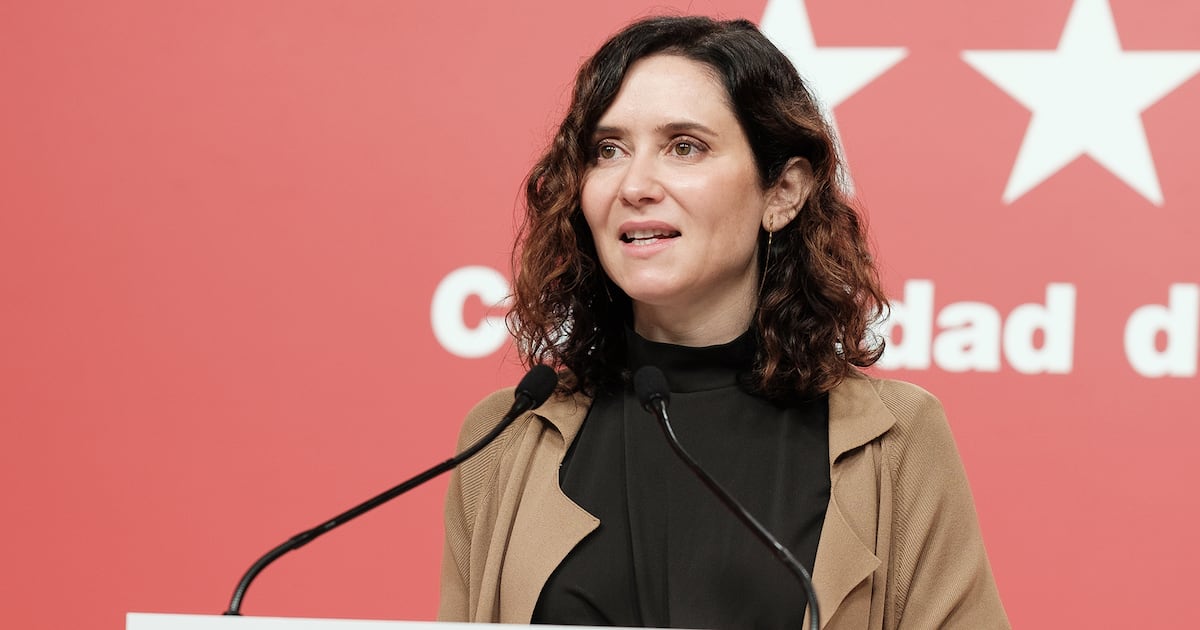 Isabel Díaz Ayuso niega ser asesorada por Felipe Calderón, como acusó Sheinbaum: ‘Totalmente falso’