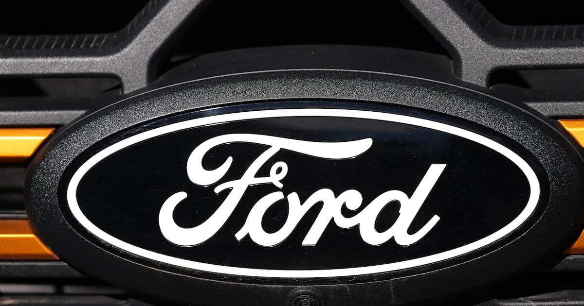 No mires acá, Trump: Compañía china Geely se hace con una fábrica de Ford en España