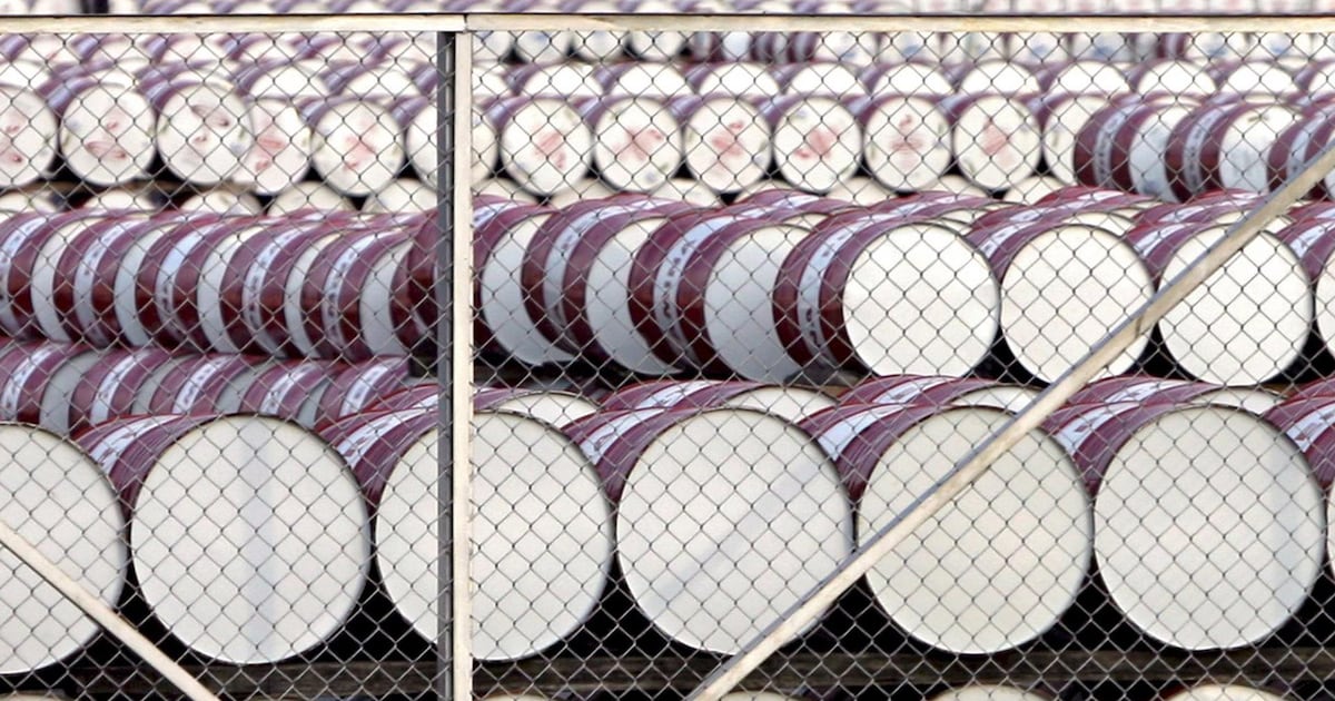 Crisis en Medio Oriente: Guerra de EU con Irán dispara hasta 9% el precio del petróleo