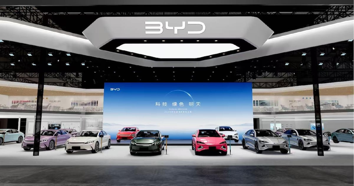 Tesla pierde terreno: BYD está a punto de ‘vencer’ a Elon Musk en venta de autos eléctricos