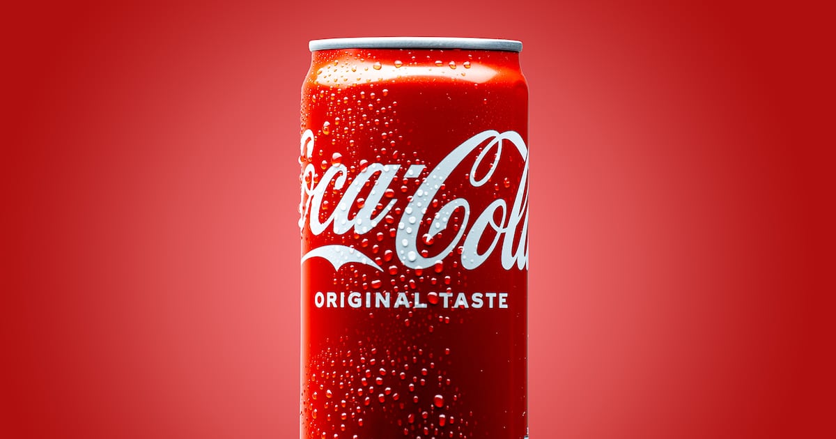 Ventas por Mundial 2026 ayudan a Coca Cola a lidiar con ‘bajón del gas’ del IEPS: Llegan a 76 mil mdp