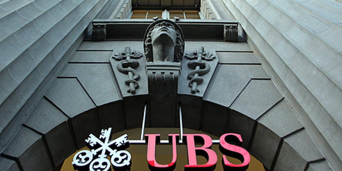 EU impone multa récord de 125 millones de dólares a UBS por violar la Ley de Secreto Bancario