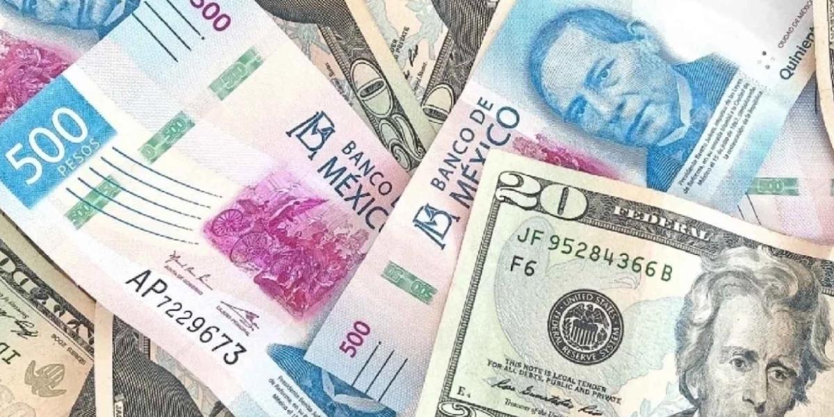 Peso mexicano retrocede frente al dólar; mercado espera discurso de Kevin Warsh en Jackson Hole