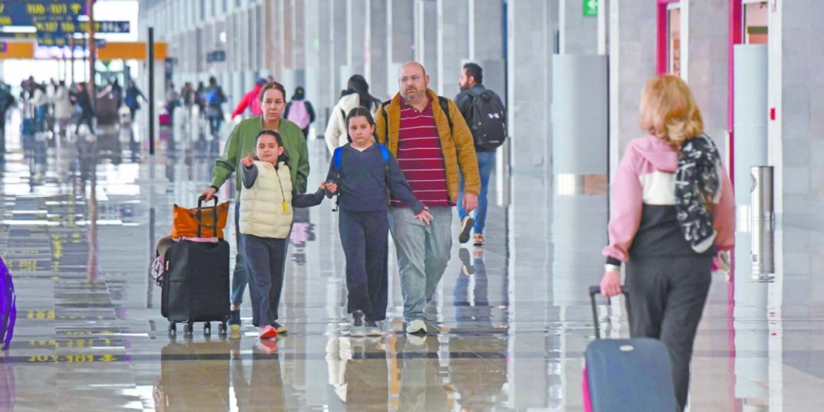 Las divisas turísticas registraron caída de 1.3% en julio: Inegi