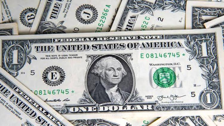 Dólar superó los 18 pesos en ventanilla este pasado viernes; así cotizó