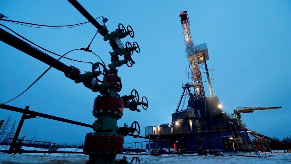 Petróleo sube a pesar de que esperanzas en la diplomacia contrarrestan impacto de ataques hutíes